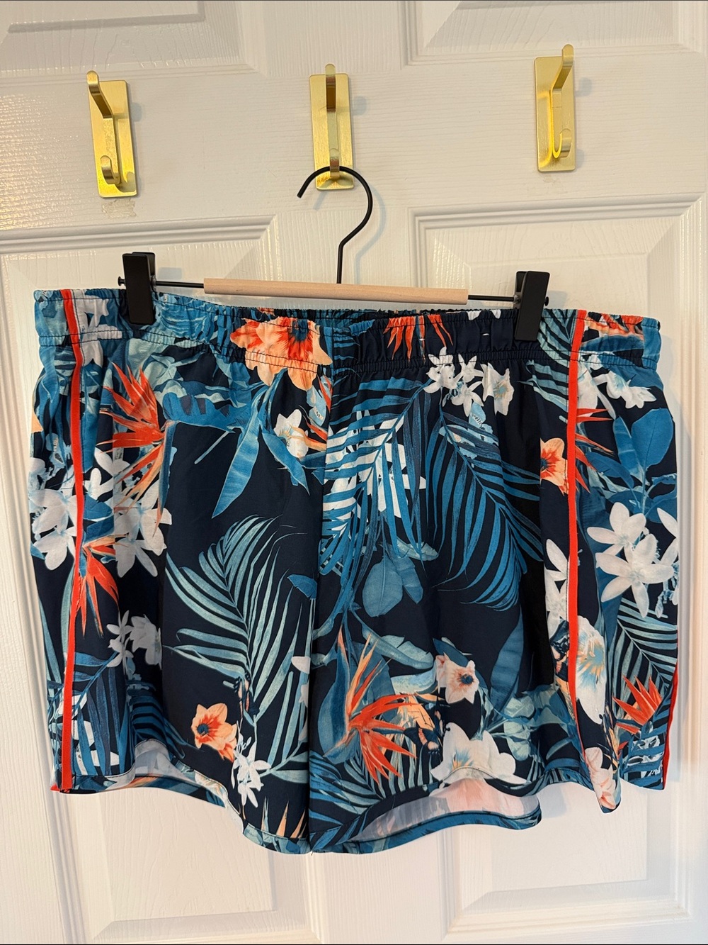Xersion Navy Tropical Floral Athletic Shorts with Coral Accents
